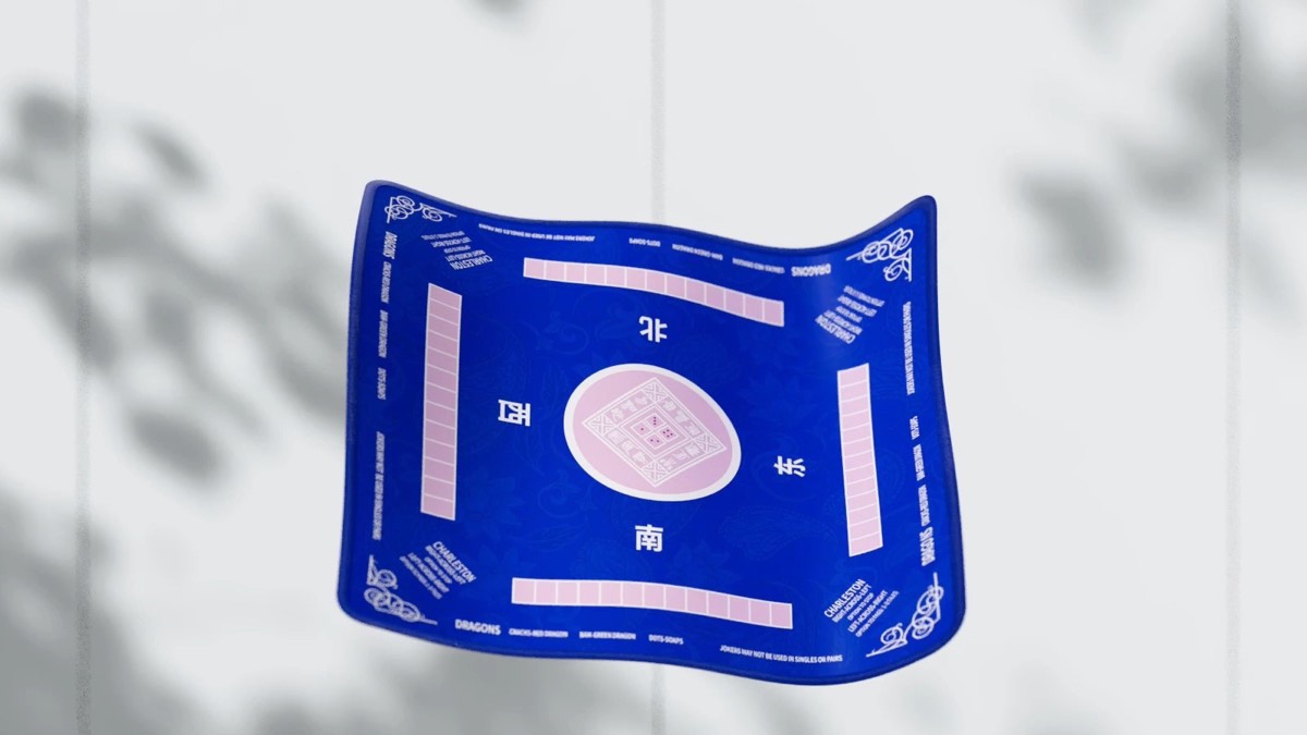 The flexible mahjong mat bending in the air